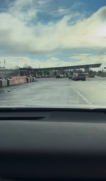 피스 아치 보더 크로싱 사진